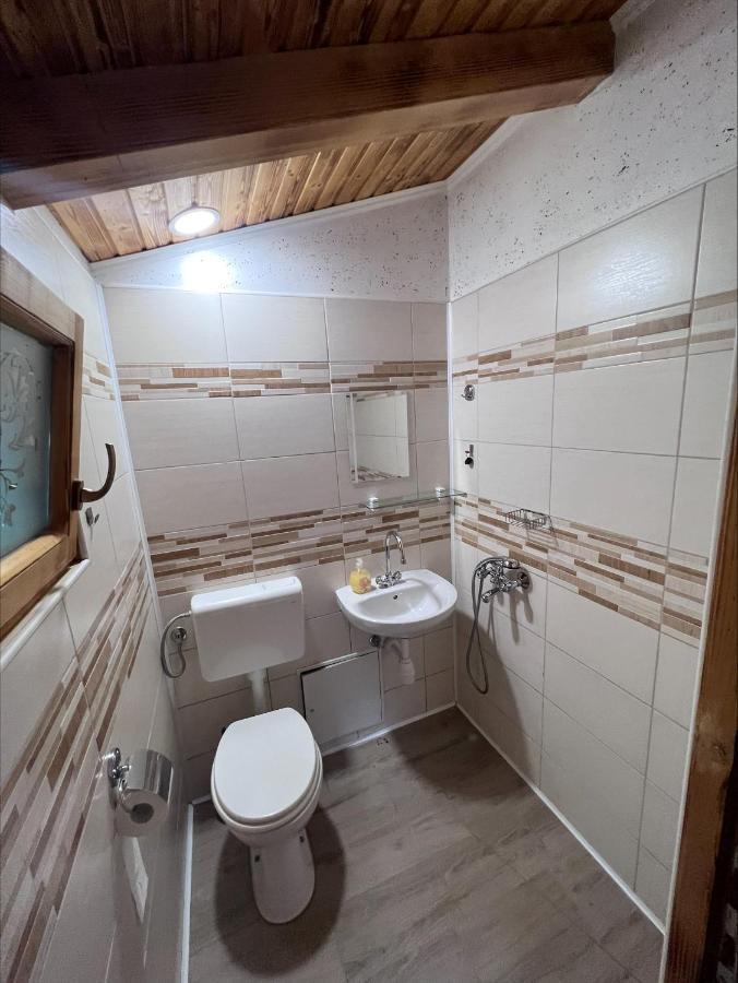 Domacija Paternoster Hotel Litija Bagian luar foto