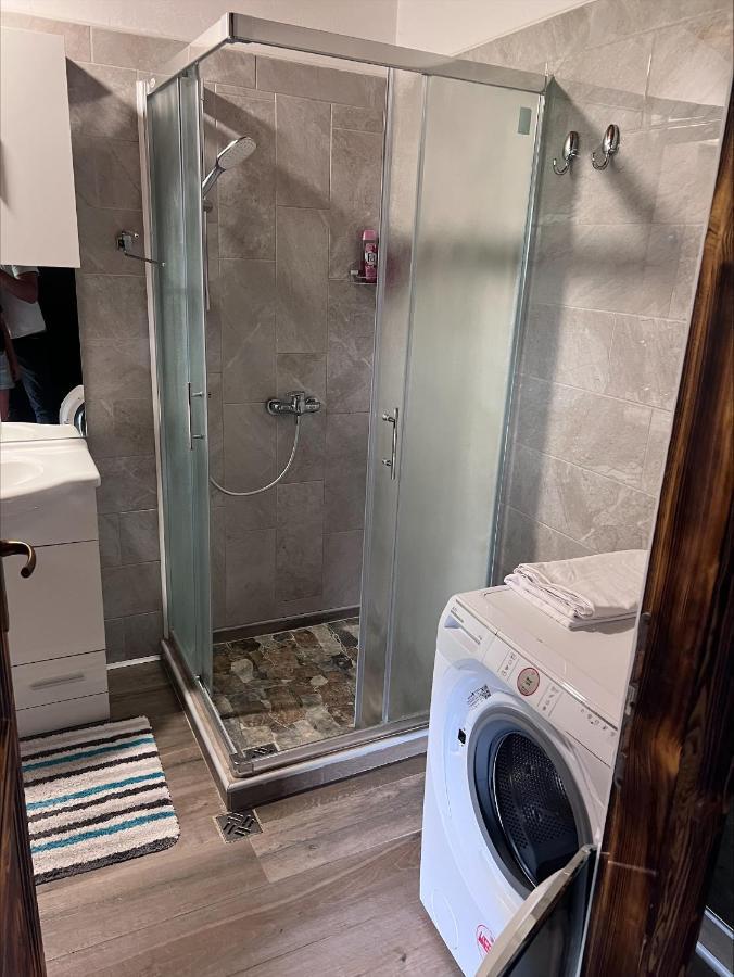 Domacija Paternoster Hotel Litija Bagian luar foto